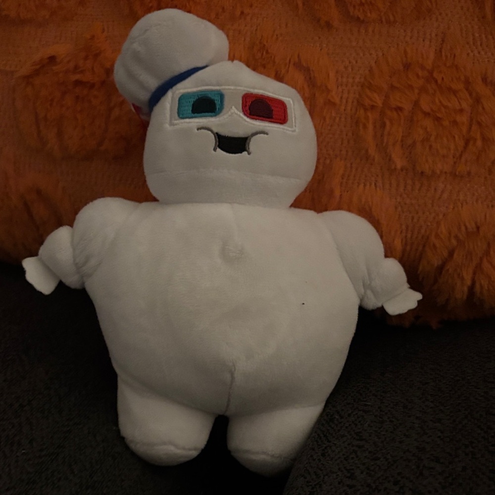 Halloween horror Nights exclusive Ghostbusters stay puft marshmallow plush